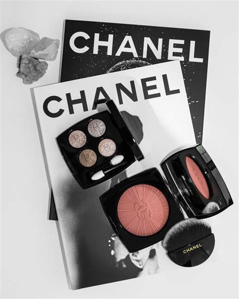 chanel spring summer 2022 make up|Sneak Peek! CHANEL Spring 2022 Makeup Collection.